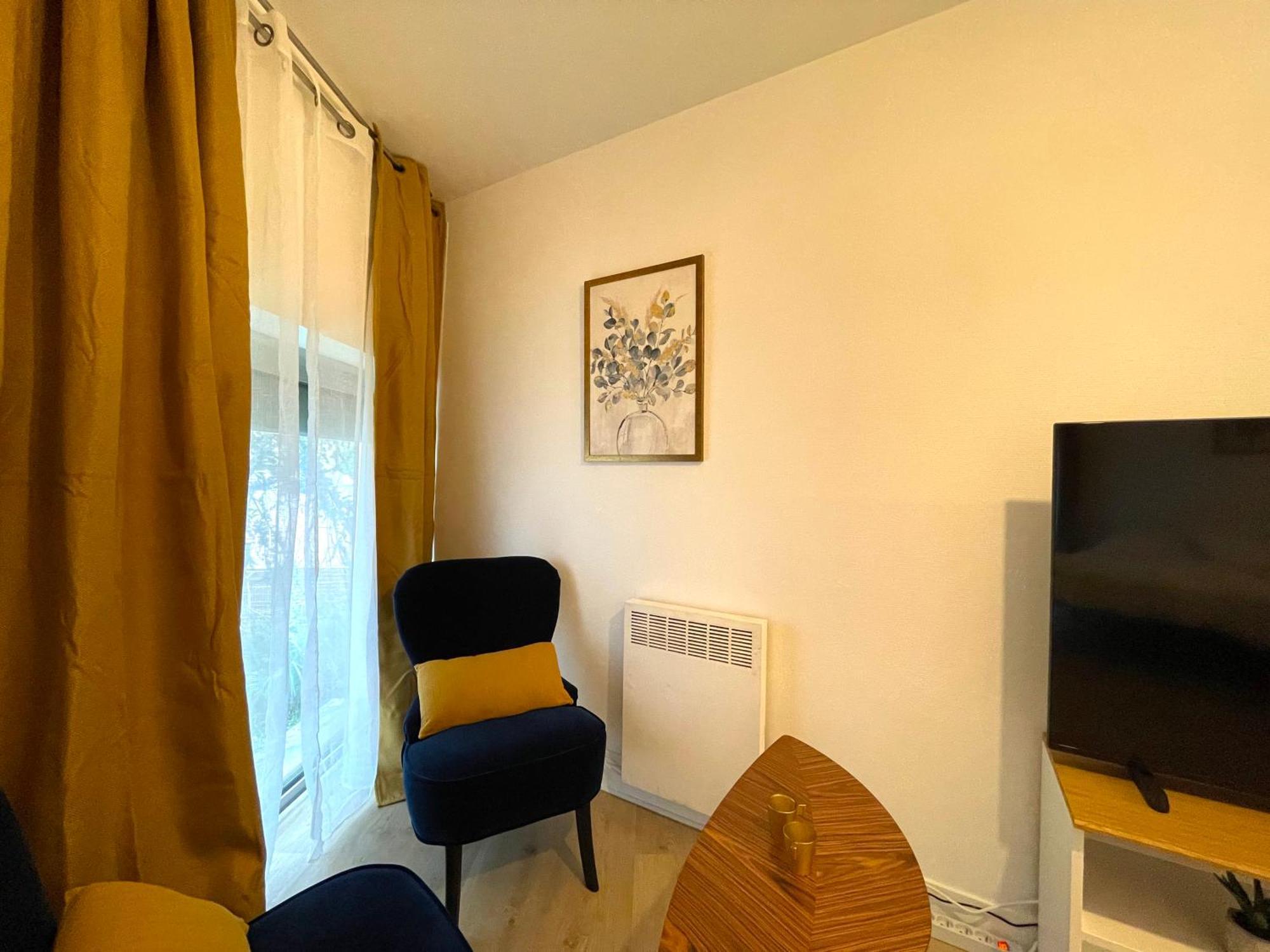 Apartment Les Entrepreneurs - Neufs Et Spacieux, Proche Rer C Et Aeroport Orly Morangis (Essonne)
