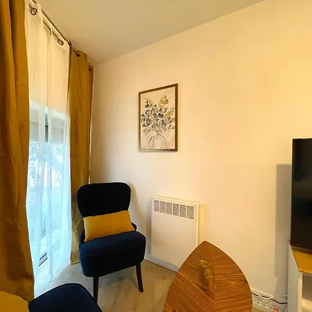 Les Entrepreneurs - Appartements Neufs Et Spacieux, Proche Rer C Et Aeroport Orly Morangis  Exterior photo