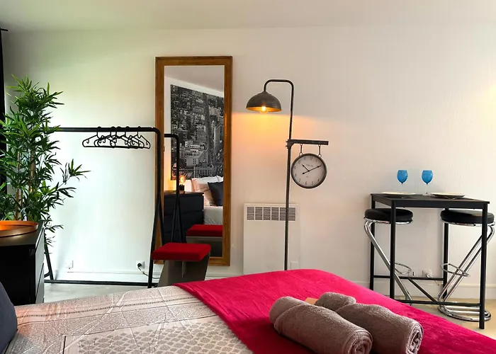 Les Entrepreneurs - Appartements Neufs Et Spacieux, Proche Rer C Et Aeroport Orly