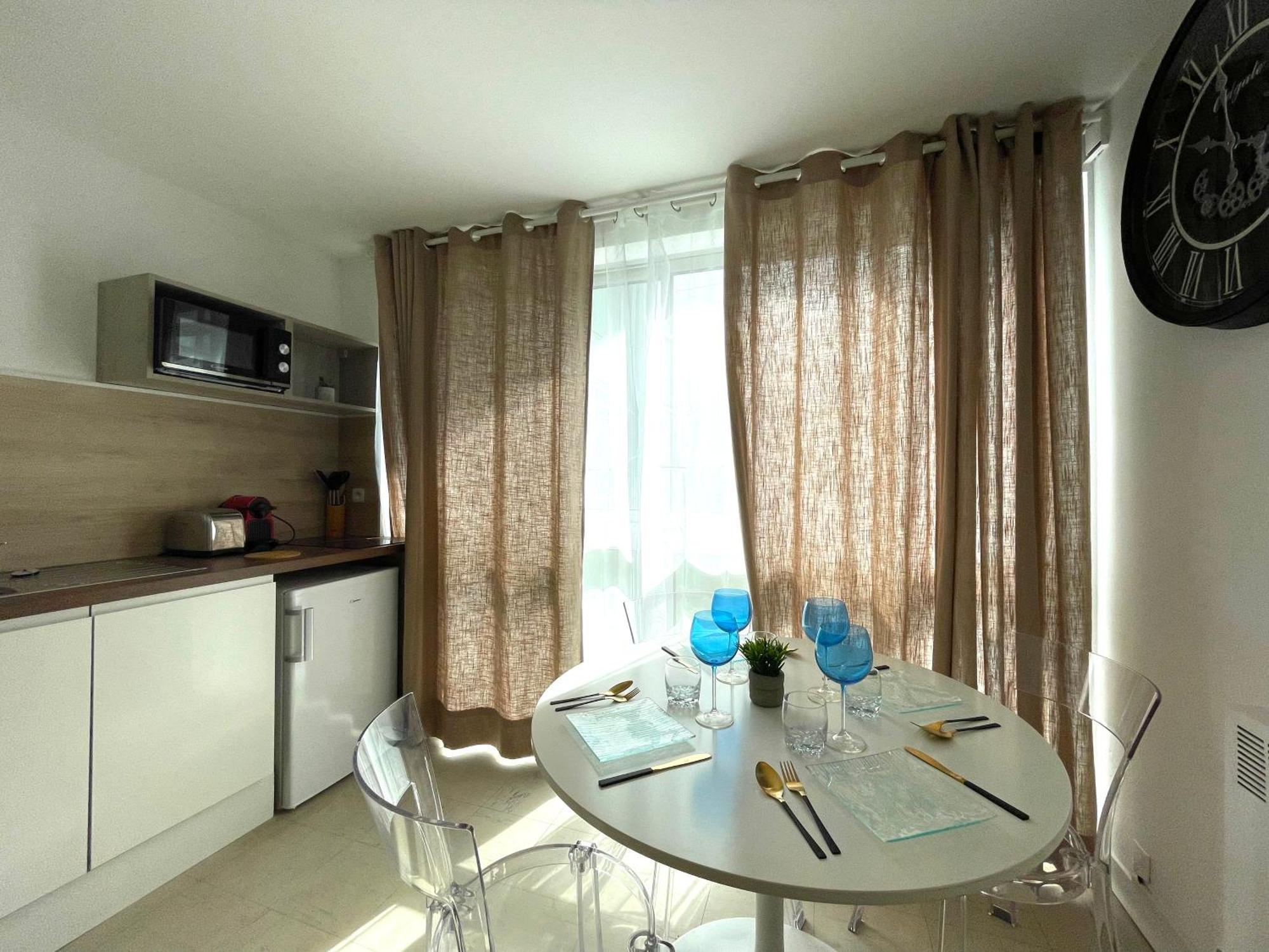 Les Entrepreneurs - Neufs Et Spacieux, Proche Rer C Et Aeroport Orly Apartment *