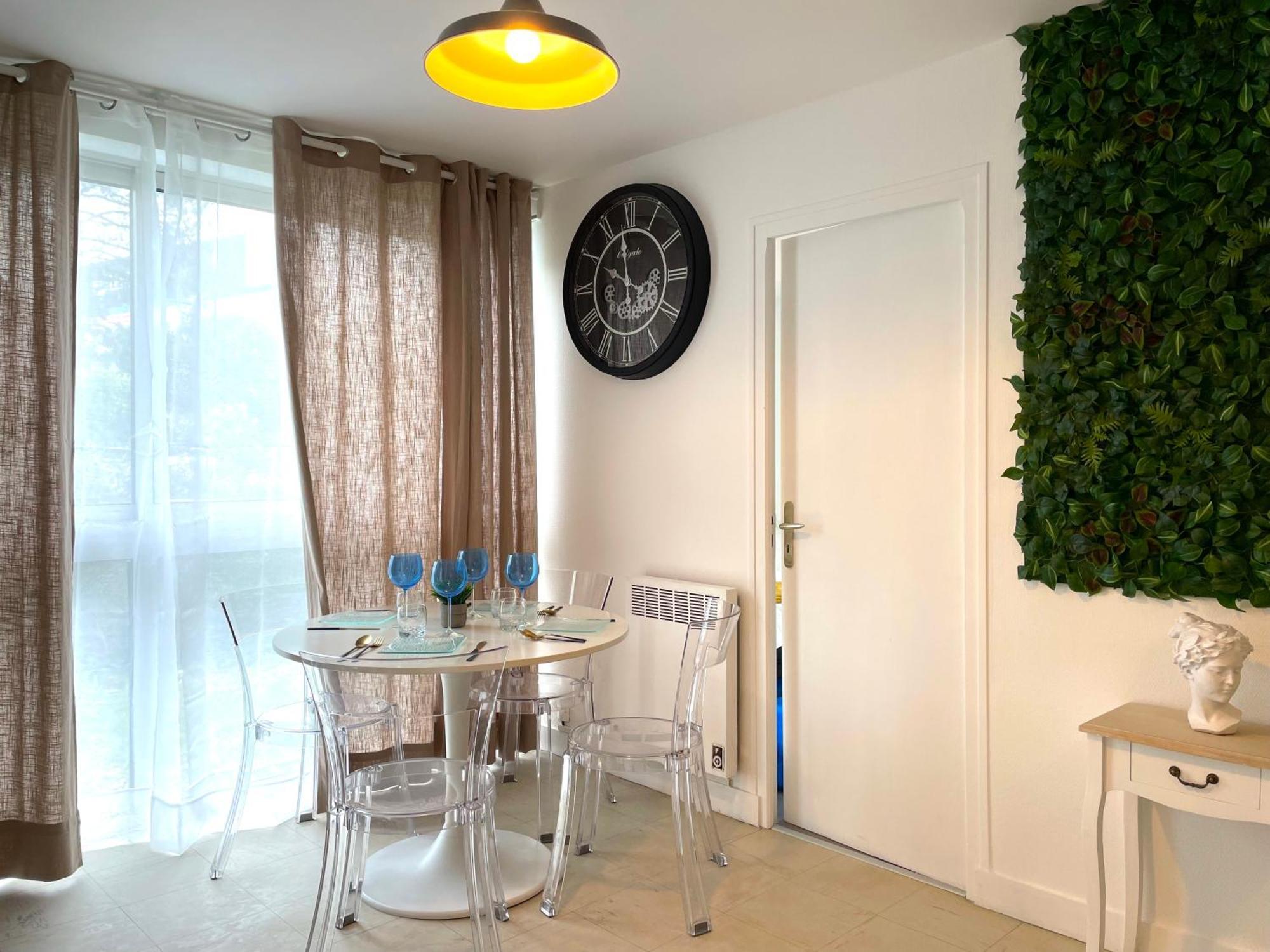 Apartment Les Entrepreneurs - Neufs Et Spacieux, Proche Rer C Et Aeroport Orly *
